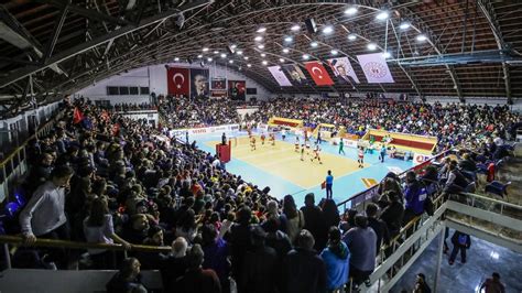 T­ü­r­k­i­y­e­ ­V­o­l­e­y­b­o­l­ ­F­e­d­e­r­a­s­y­o­n­u­­n­d­a­n­ ­s­e­y­i­r­c­i­ ­k­a­r­a­r­ı­